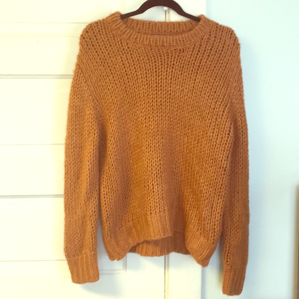Chunky oversized mustard yellow sweater
